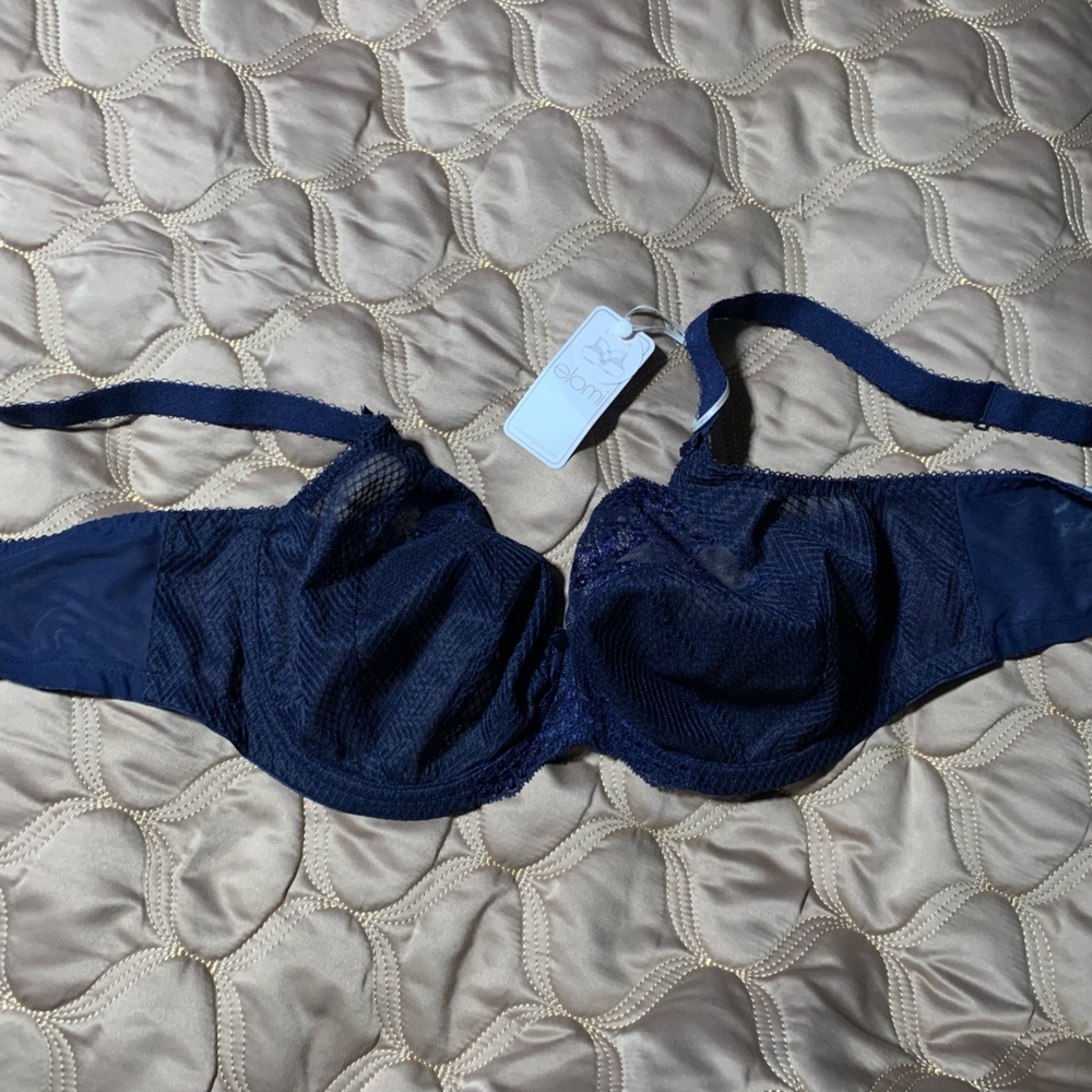 Navy Blue Lace Bra.  42DD no padding